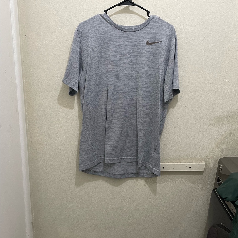Nike mens dri fit shirt large blue